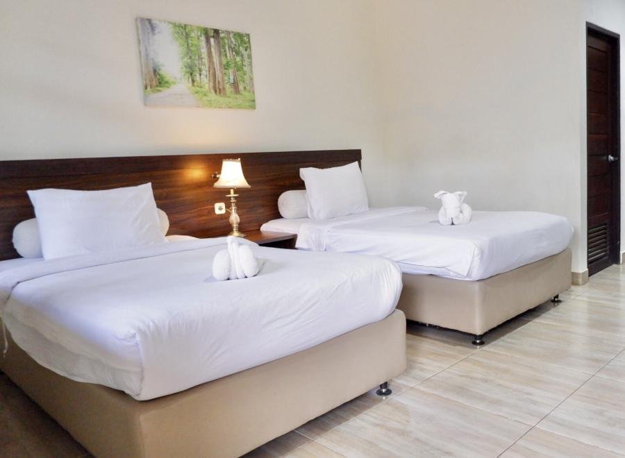 Superior Hotel